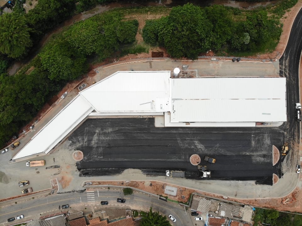 F81D96DD-1A21-4C6E-891D-3B7248D2D7D9